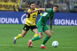 开云官网关键时刻突围战来临，门兴格拉德巴赫围绕中超再遭质疑，赛场秩序良好，身体对抗强度拉满的简单介绍